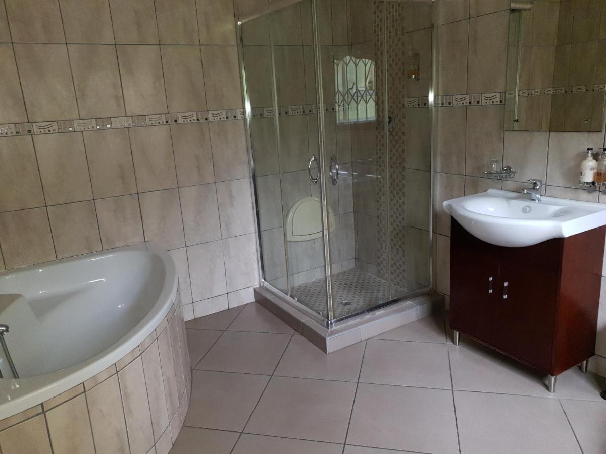 Matina Guest House Johannesburg Dış mekan fotoğraf
